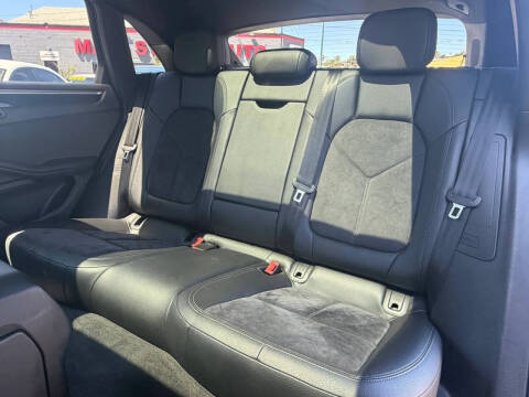 2019 Porsche Macan