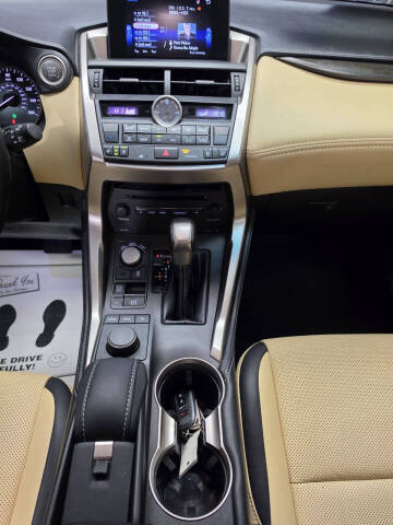 2017 Lexus NX 200t