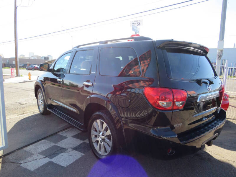 2014 Toyota Sequoia Limited
