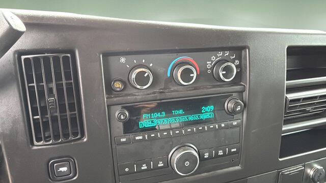 2022 Chevrolet Express 2500