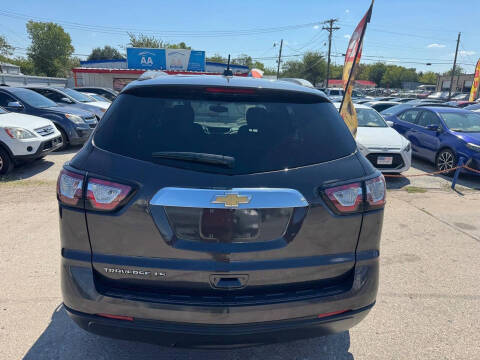 2017 Chevrolet Traverse LS
