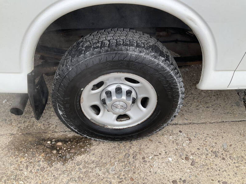 2017 Chevrolet Express 2500