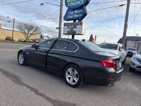 2012 BMW 5 Series 528i