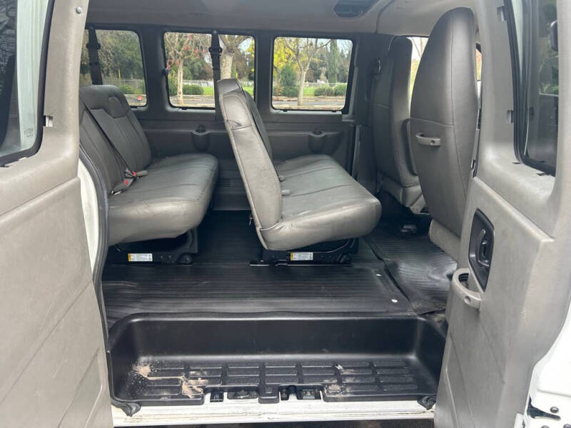 2015 Chevrolet Express LS 2500