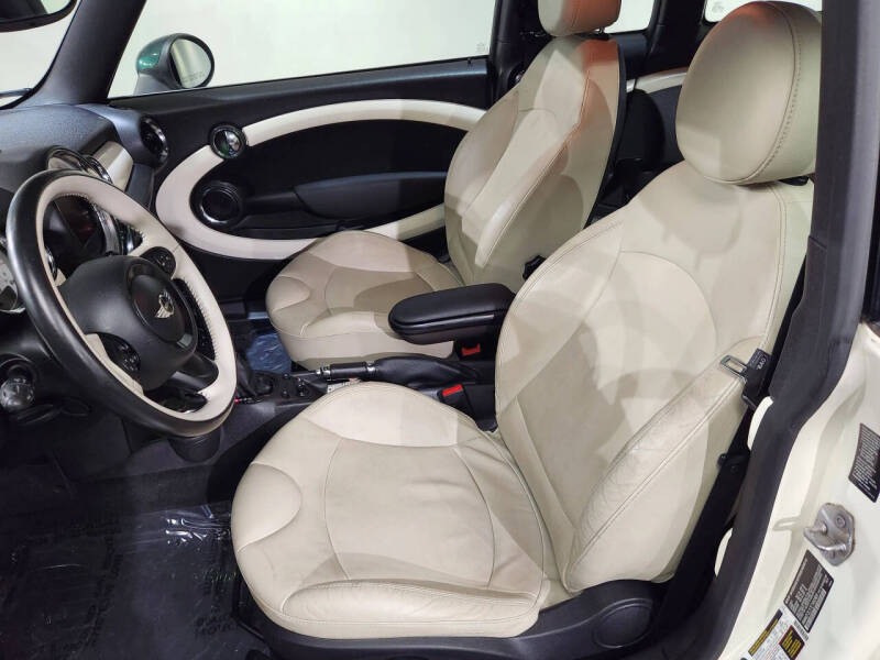 2014 MINI Clubman Cooper