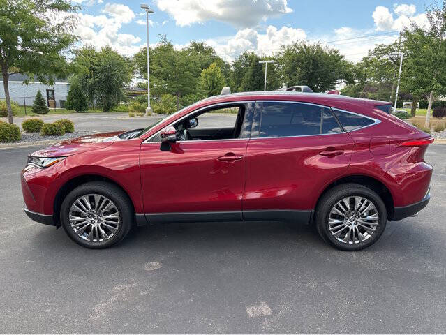 2024 Toyota Venza XLE