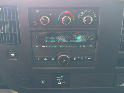 2024 GMC Savana 2500