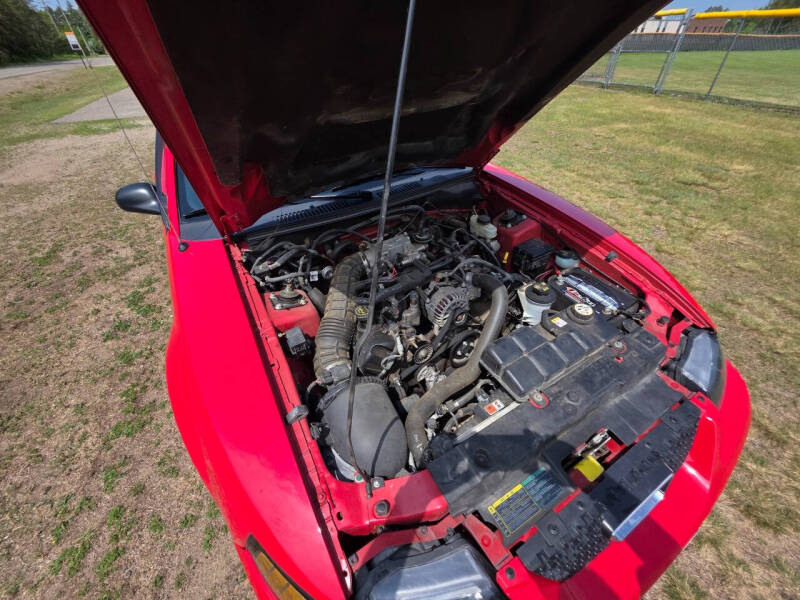 2004 Ford Mustang GT Deluxe