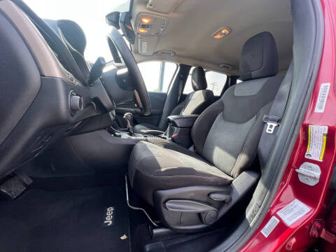 2016 Jeep Cherokee Sport