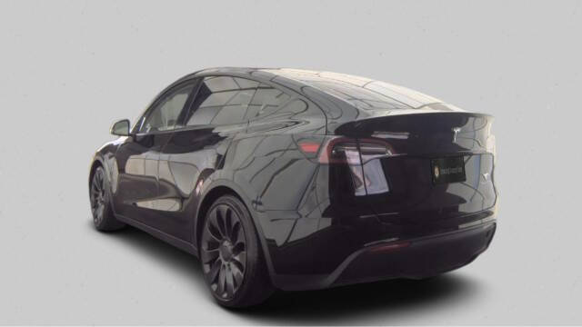 2023 Tesla Model Y Performance