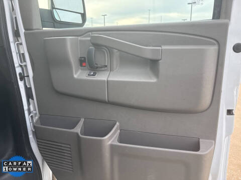 2022 Chevrolet Express LS 3500