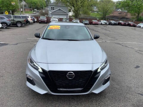 2022 Nissan Altima 2.0 SR