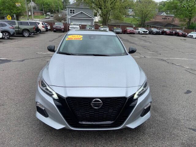 2022 Nissan Altima 2.0 SR