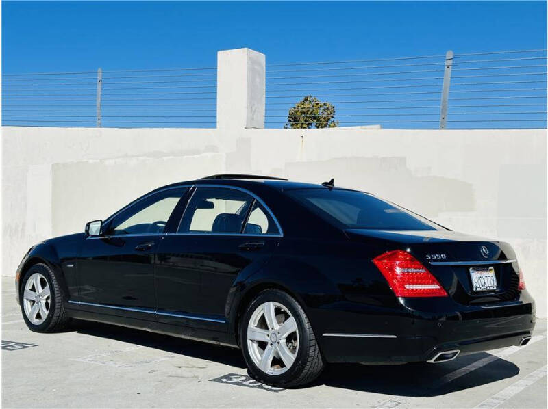 2012 Mercedes-Benz S-Class S550 photo 6