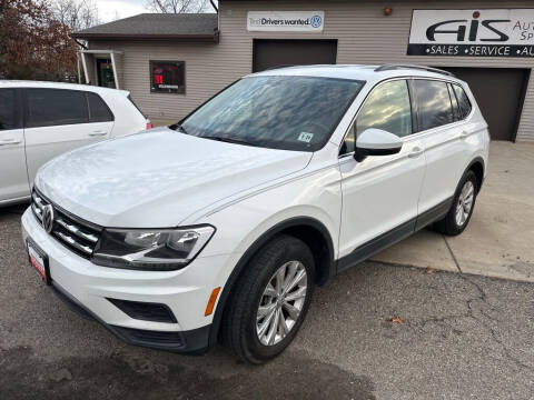 2019 Volkswagen Tiguan for sale at Auto Import Specialist LLC in South Bend IN