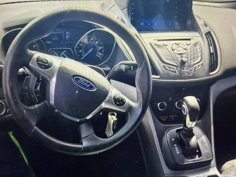 2015 Ford Escape SE