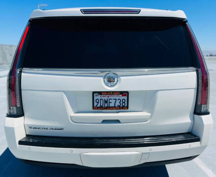 2015 Cadillac Escalade Luxury