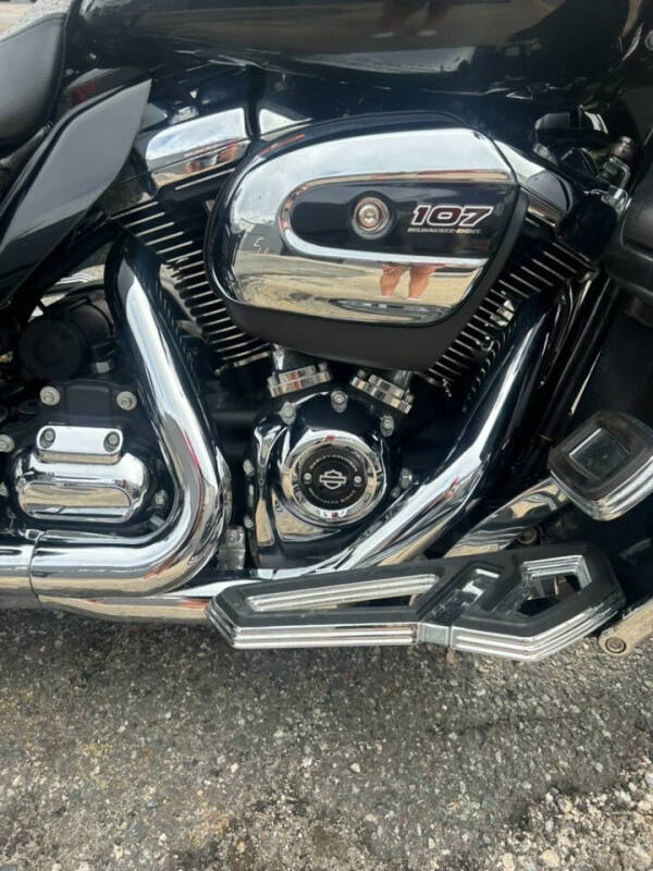 2022 Harley-Davidson Road Glide FLTRX