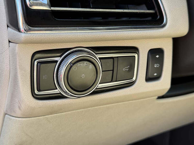 2018 Lincoln Navigator L Select