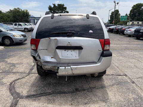 2004 Mitsubishi Endeavor