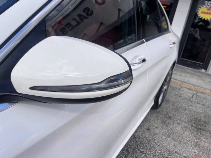 2016 Mercedes-Benz C-Class