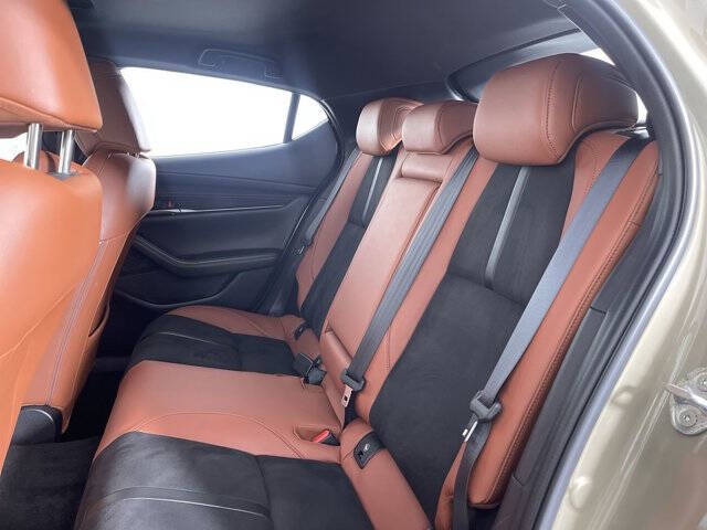 2024 Mazda Mazda3 Hatchback 2.5 Carbon Turbo