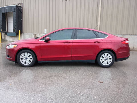2014 Ford Fusion S