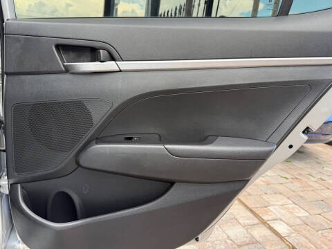 2019 Hyundai Elantra