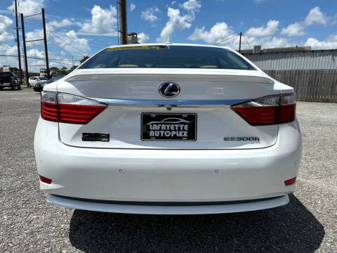 2014 Lexus ES 300h