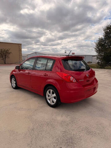 2012 Nissan Versa 1.8 SL