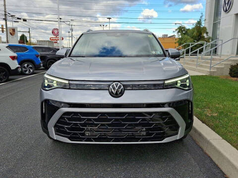 2025 Volkswagen Taos SEL 4Motion
