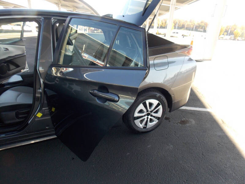 2018 Toyota Prius Three