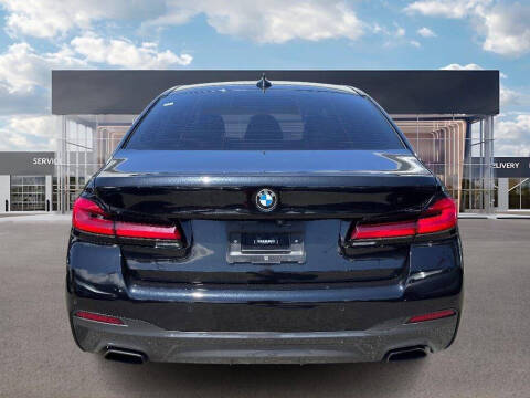 2022 BMW 5 Series 530i