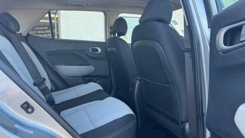 2023 Hyundai Venue SEL