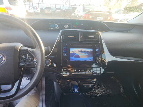 2019 Toyota Prius L Eco