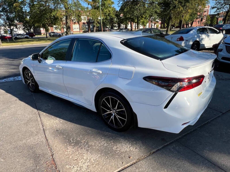 2024 Toyota Camry SE Nightshade