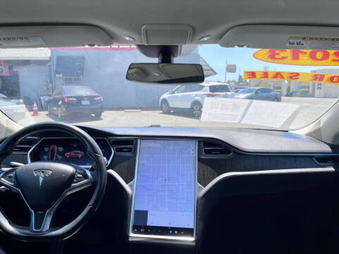 2013 Tesla Model S