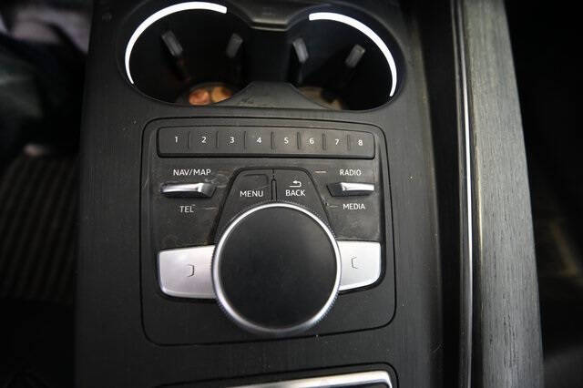 2019 Audi A4 quattro Premium Plus 45 TFSI