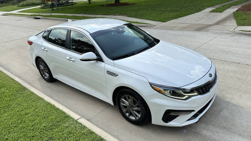 2019 Kia Optima LX photo 6