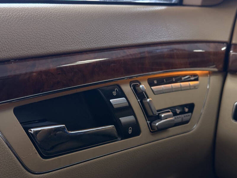 2010 Mercedes-Benz S-Class S 550 4MATIC