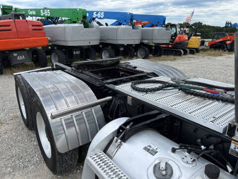 2020 Peterbilt 579 Road Tractor