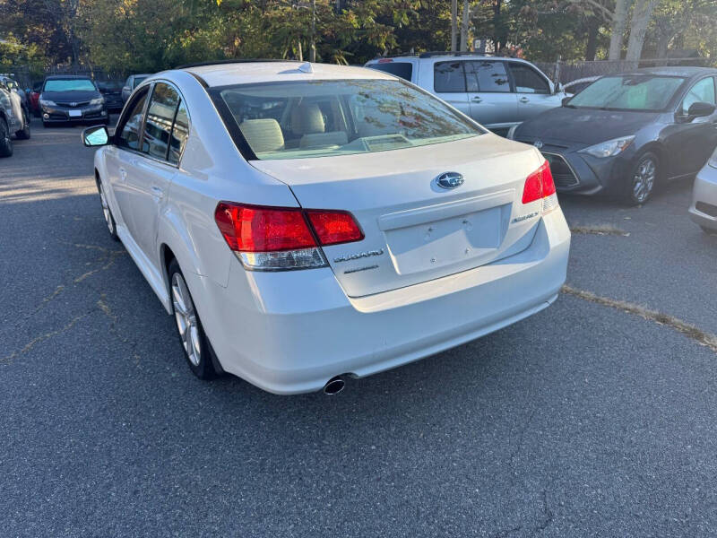 2013 Subaru Legacy 2.5i Premium