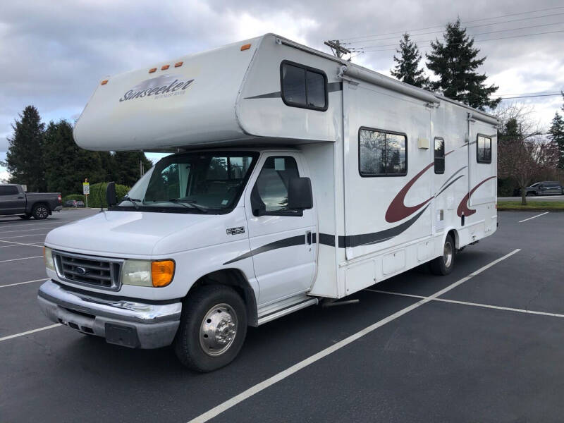 2005 Forest River Sunseeker 2860DS for sale at AFFORD-IT AUTO SALES LLC in Tacoma WA