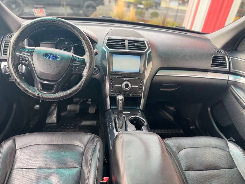 2016 Ford Explorer Sport