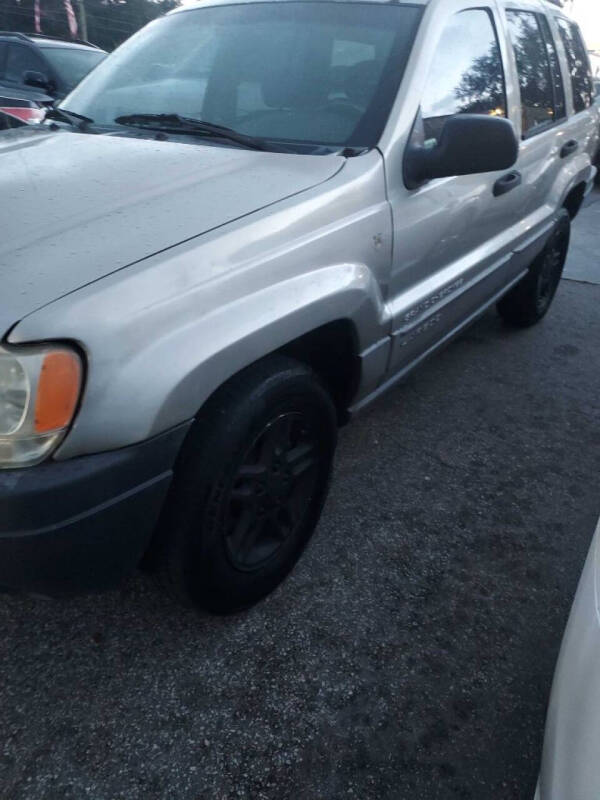 2004 Jeep Grand Cherokee Laredo