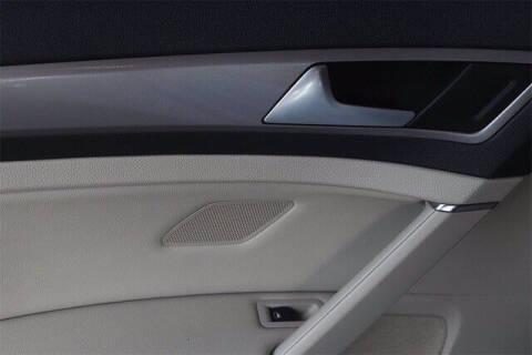 2015 Volkswagen e-Golf SEL Premium