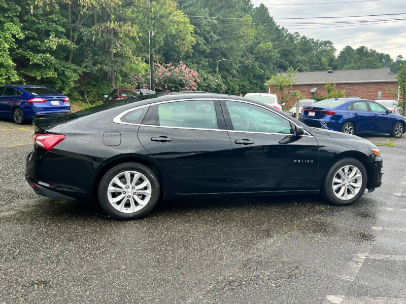 2022 Chevrolet Malibu 1LT photo 3