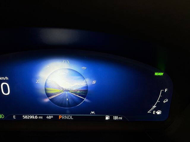 2022 Ford Escape Hybrid SEL