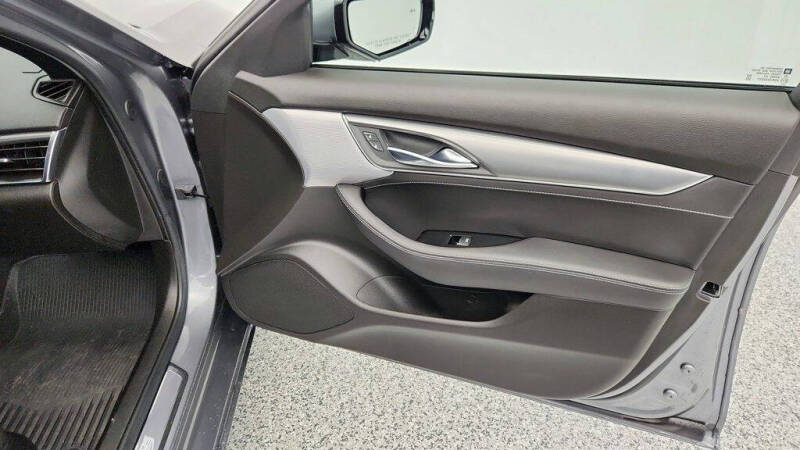 2022 Cadillac CT5 Premium Luxury