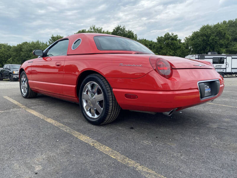 2002 Ford Thunderbird Deluxe